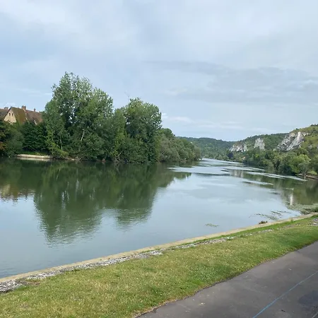 ホームステイ Romeo レ・ザンドリ